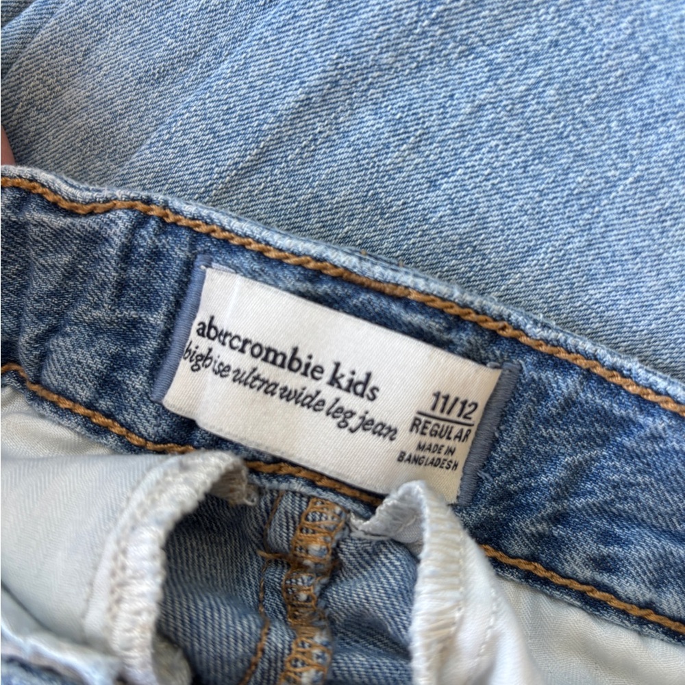 Bundle girls Abercrombie 11/12 jeans wide leg - 3 pairs! - Picture 6 of 8